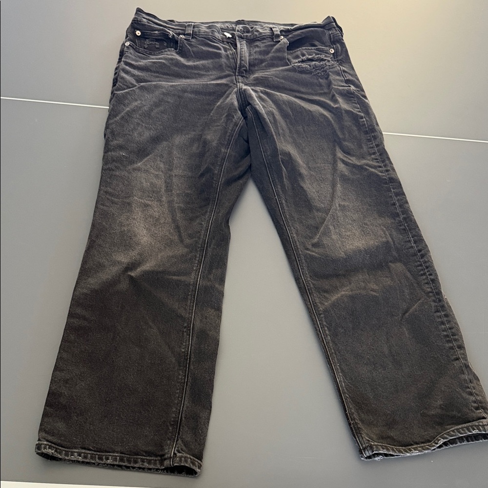 Women’s Black Jeans cropped